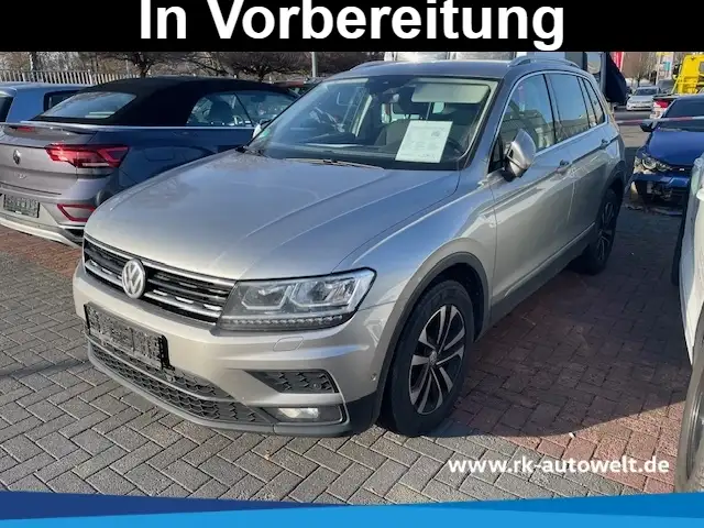 Volkswagen Tiguan 1.5 TSI DSG Comfortline  Navi AHK-klappbar LED ACC