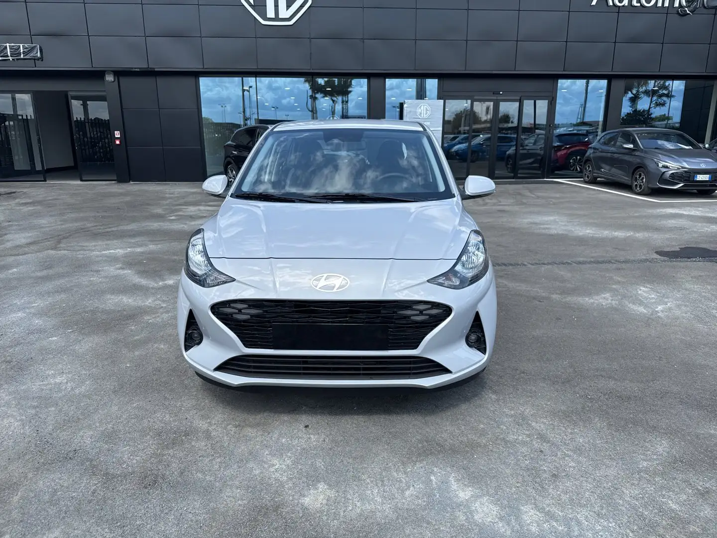 Hyundai i10 i10 1.0 MPI Connectline Blanc - 2