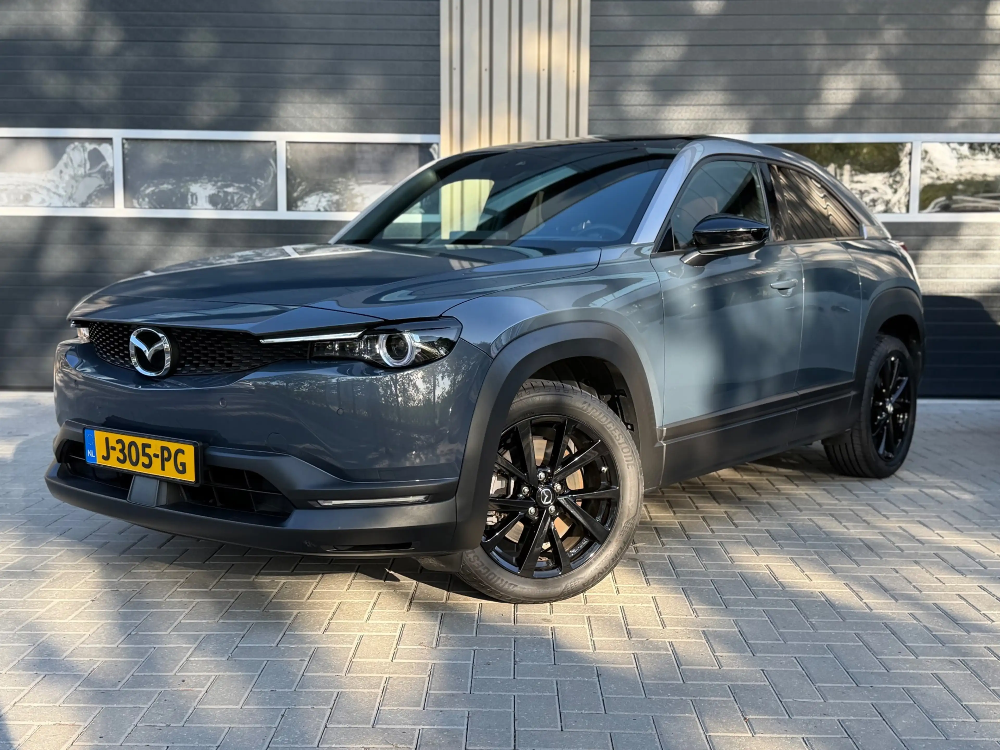 Mazda MX-30 E-SkyActiv 145 First Edition 36 kWh | adaptieve cr — photo 2