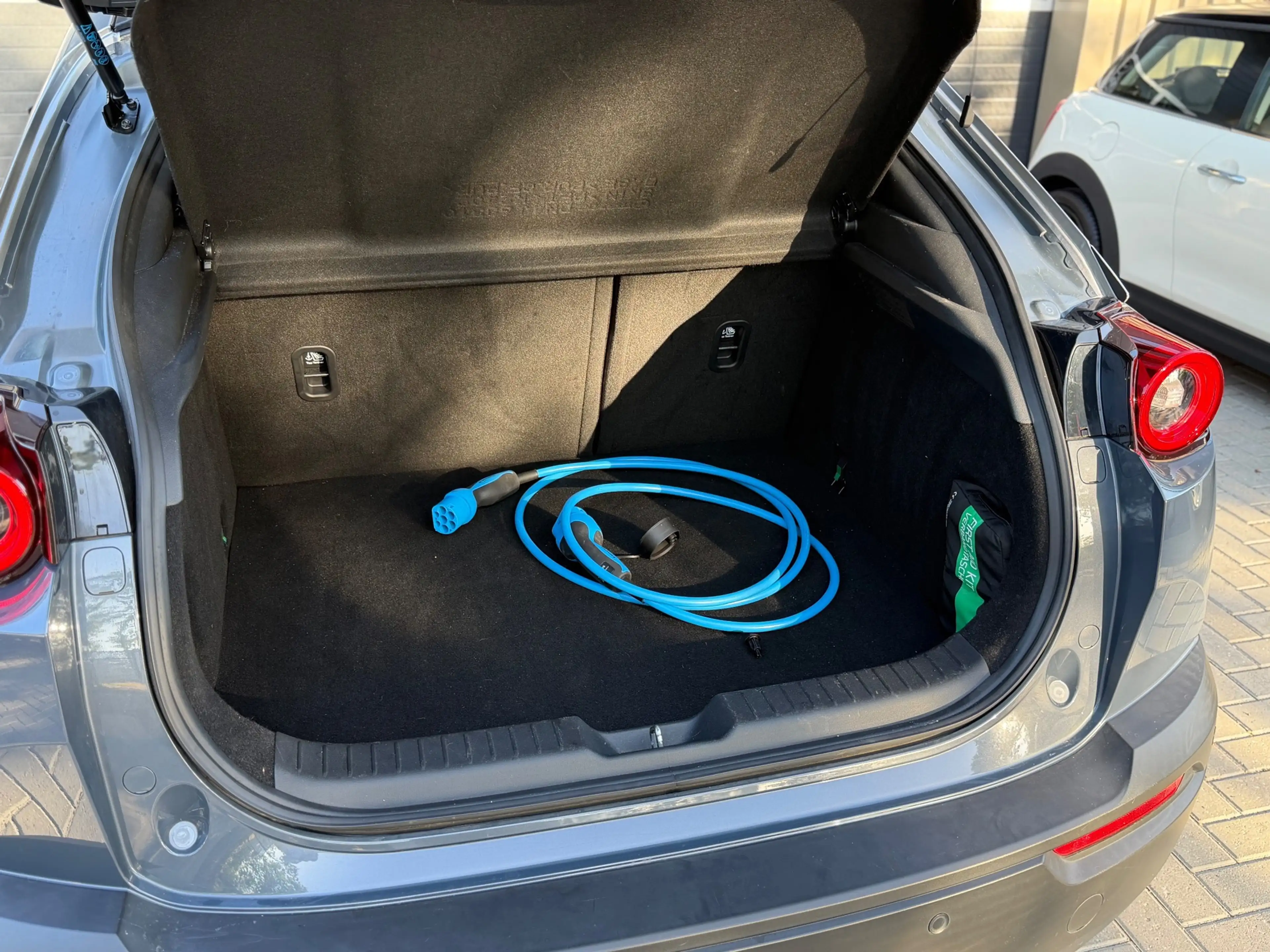 Mazda MX-30 E-SkyActiv 145 First Edition 36 kWh | adaptieve cr — photo 13