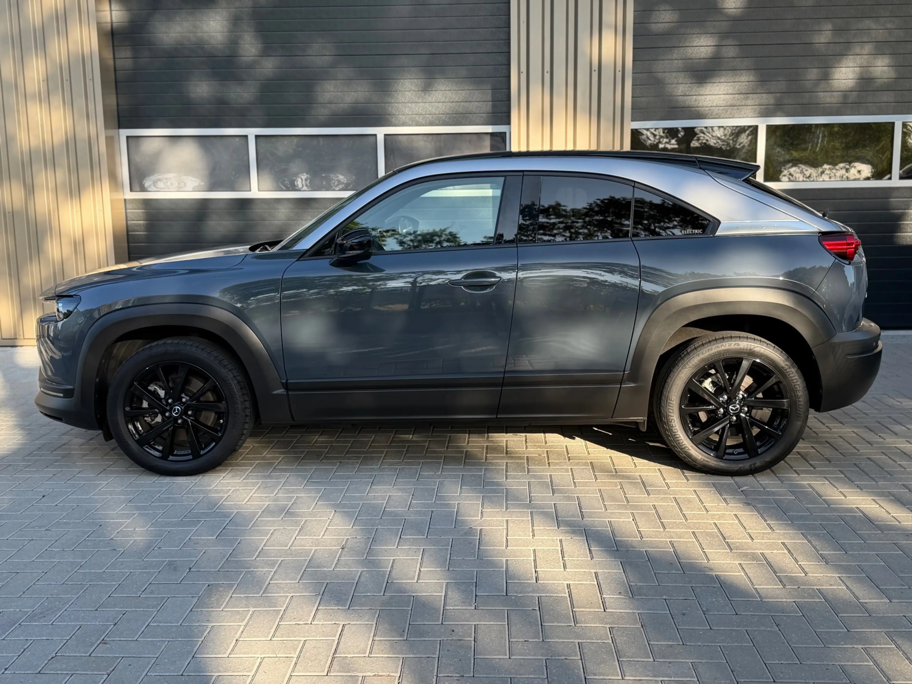 Mazda MX-30 E-SkyActiv 145 First Edition 36 kWh | adaptieve cr — photo 6