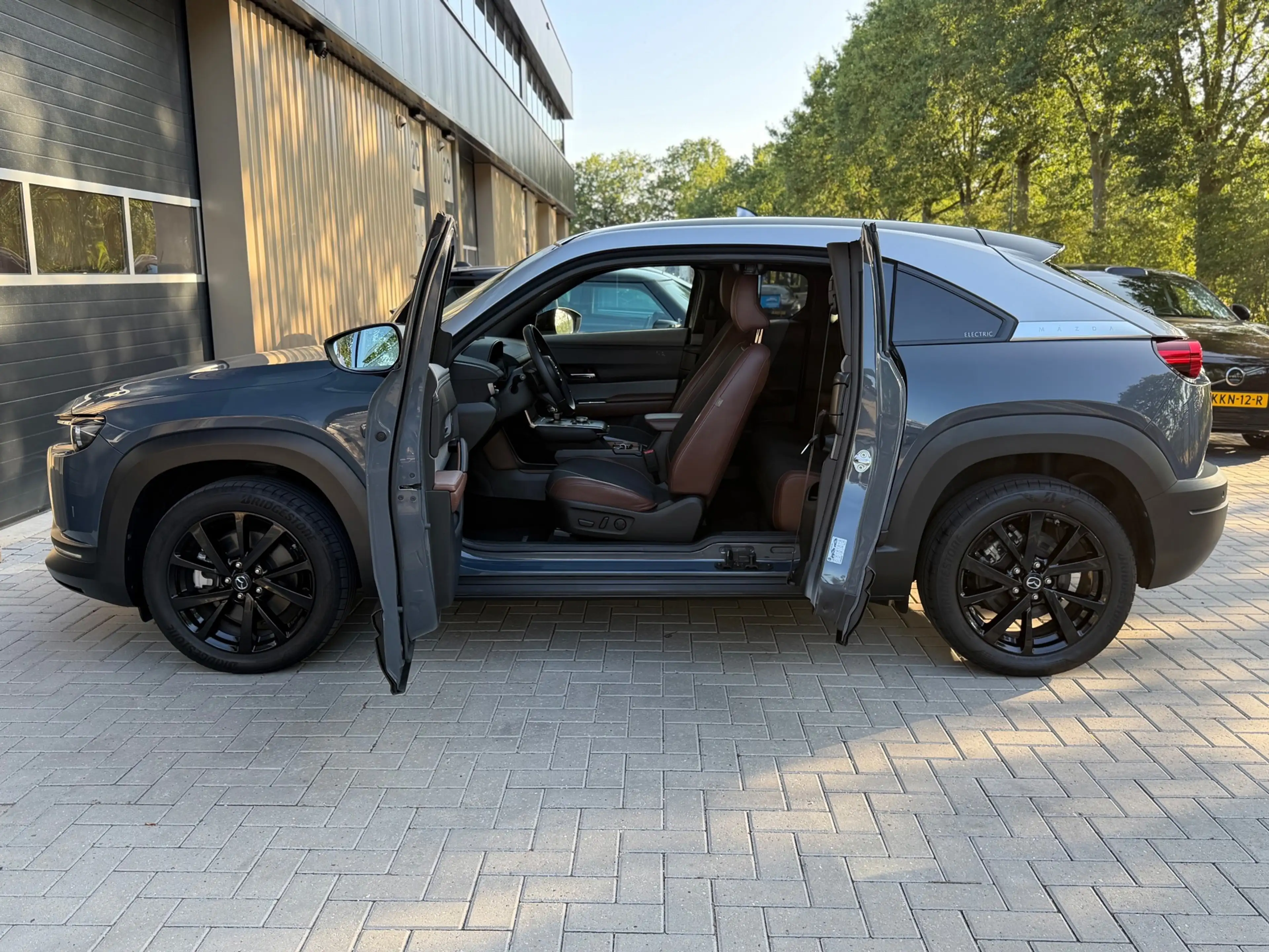 Mazda MX-30 E-SkyActiv 145 First Edition 36 kWh | adaptieve cr — photo 12