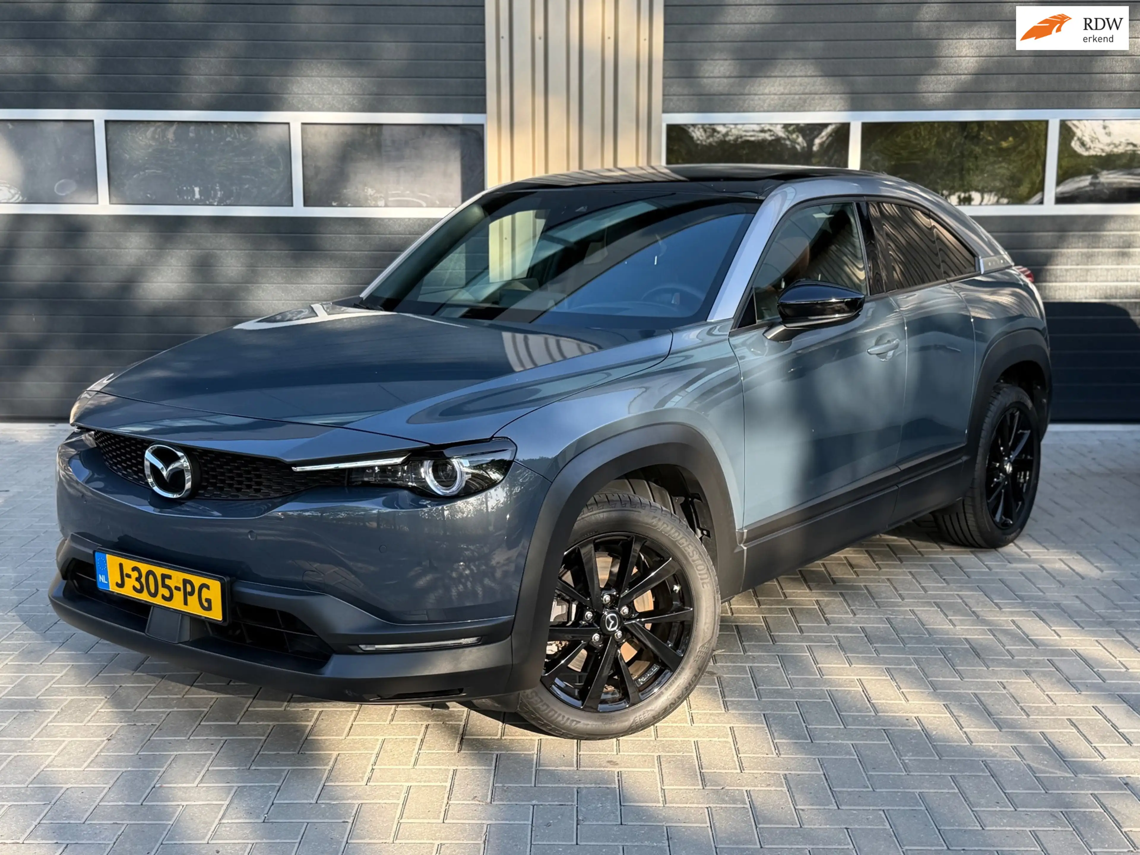 Mazda MX-30 E-SkyActiv 145 First Edition 36 kWh | adaptieve cr