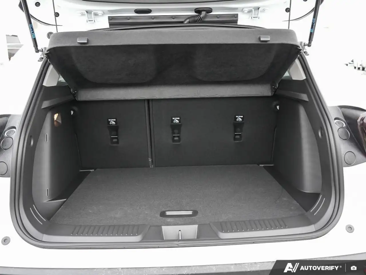 Chevrolet Trax снимка Chevrolet Trax