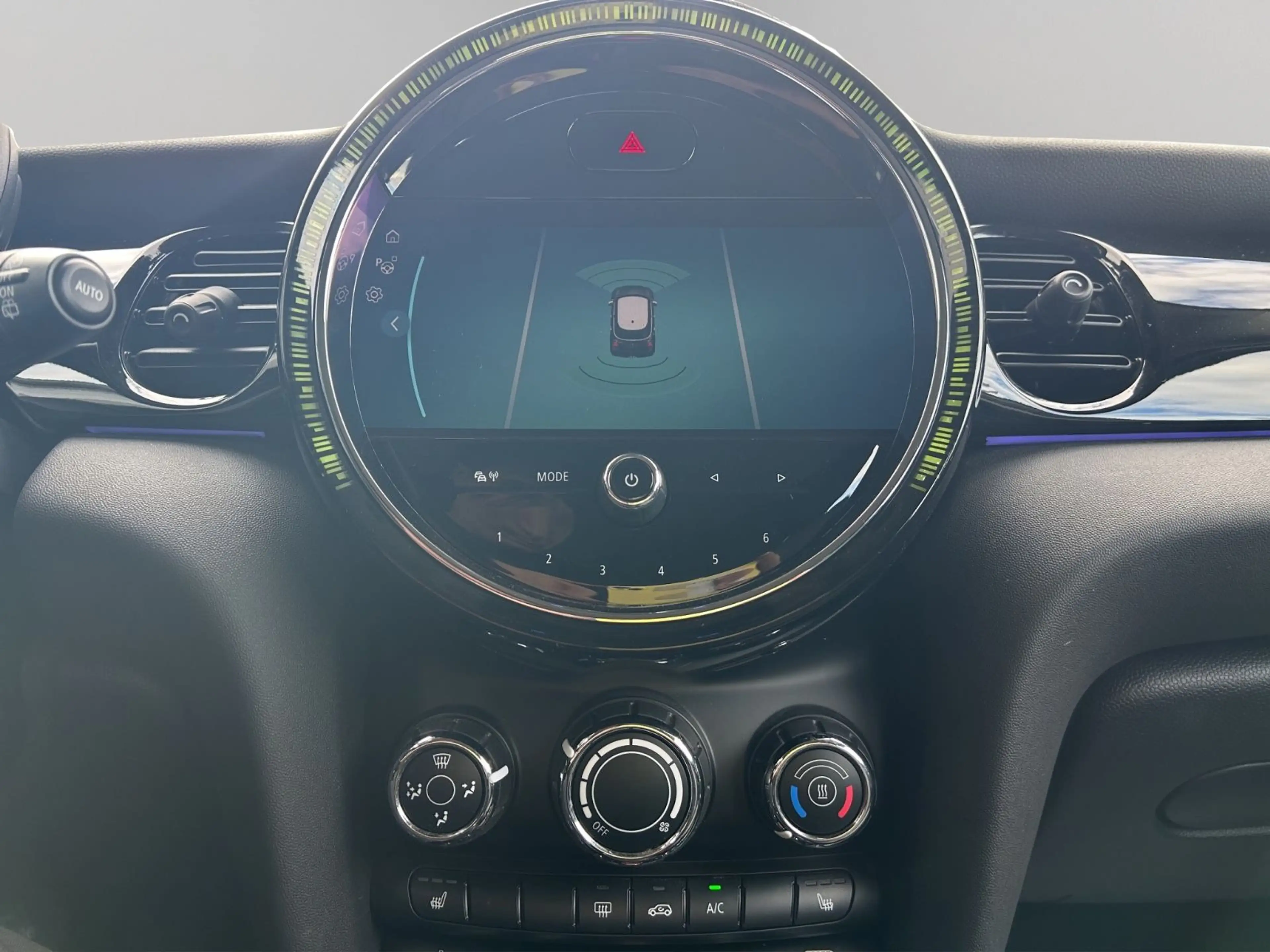 MINI One Mini 5-trg. One Classic Trim — photo 14