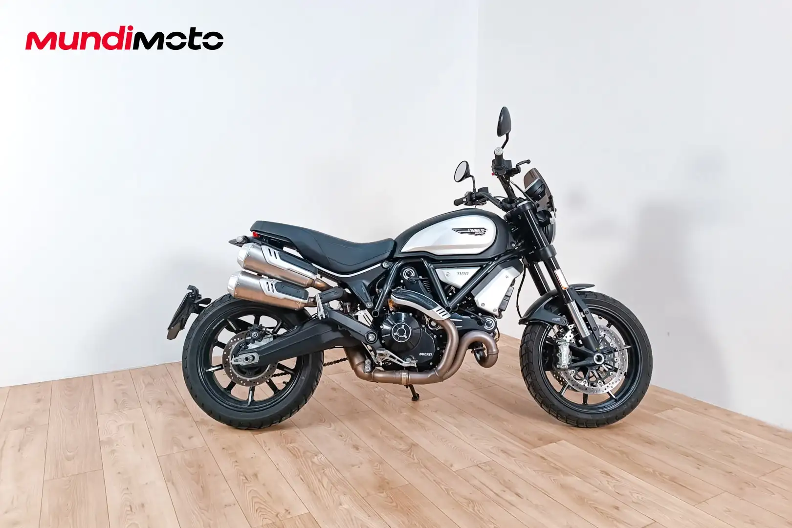 Ducati Scrambler - 1