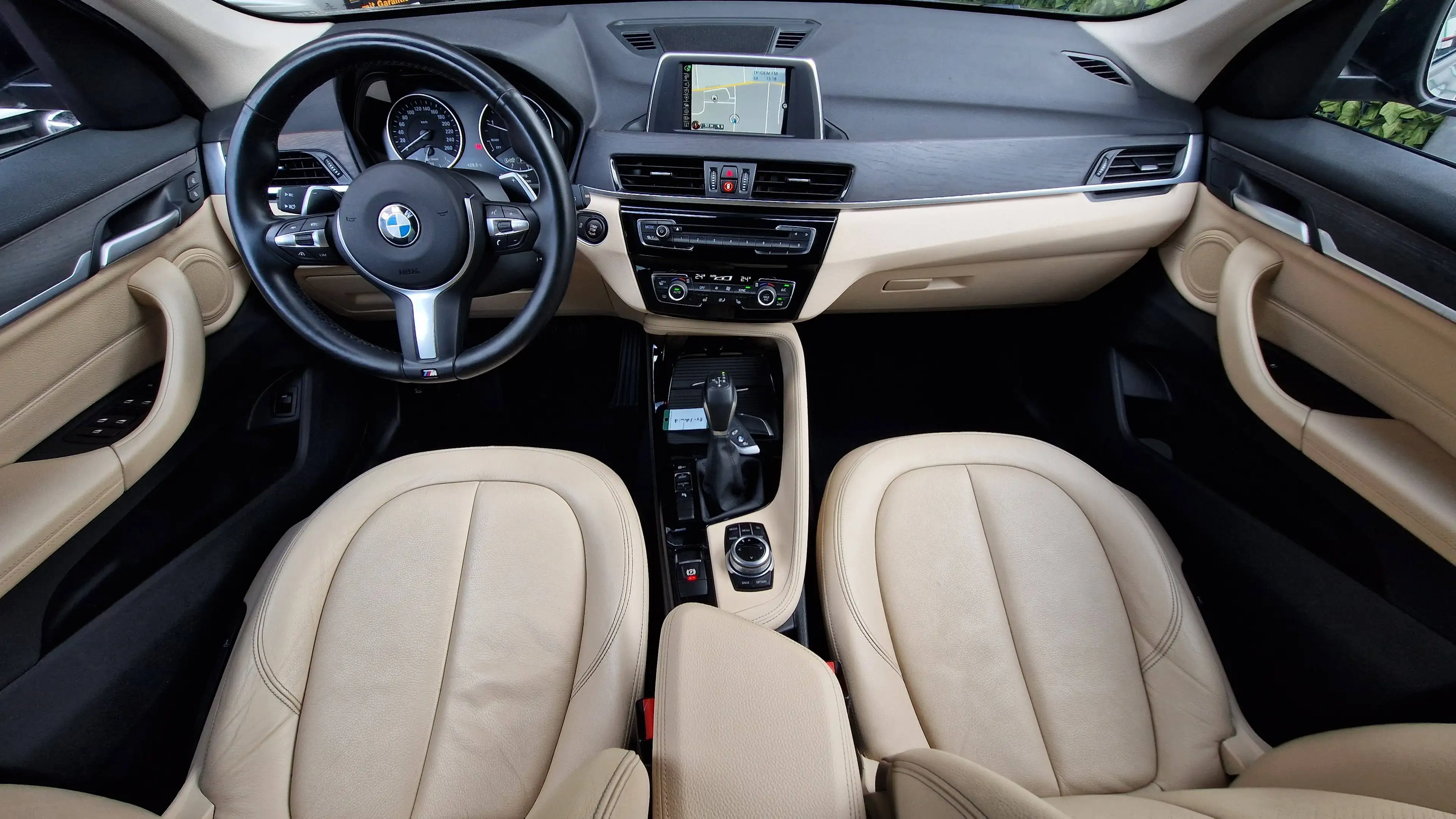 BMW X1 sDrive 18d xLine — photo 15