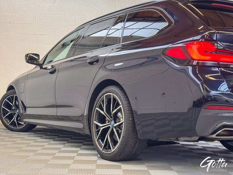 Photo du véhicule BMW 520