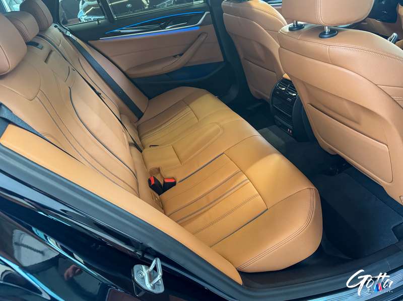 Photo du véhicule BMW 520