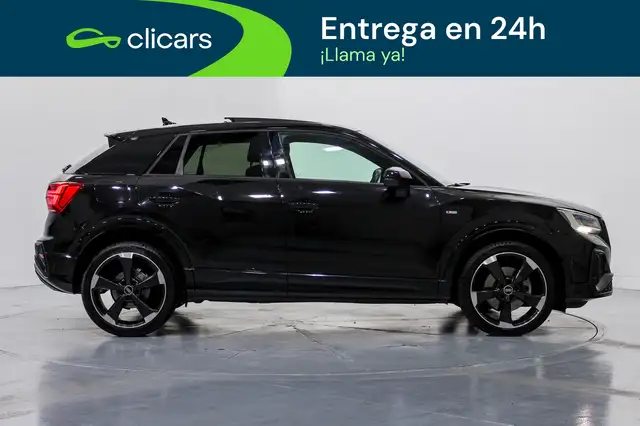 Audi Q2 view 7