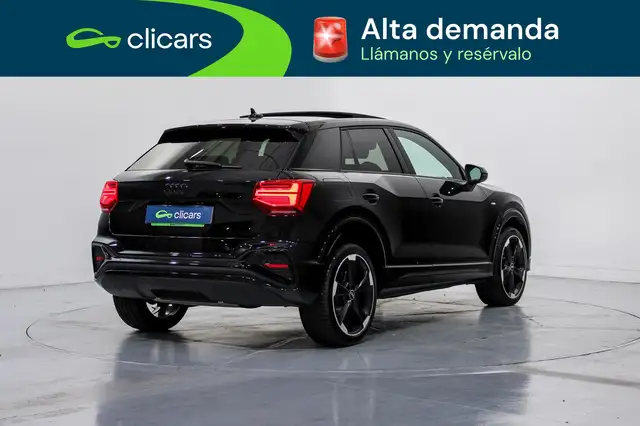 Audi Q2 view 5