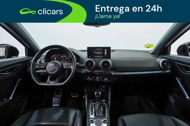 Audi Q2 view 13