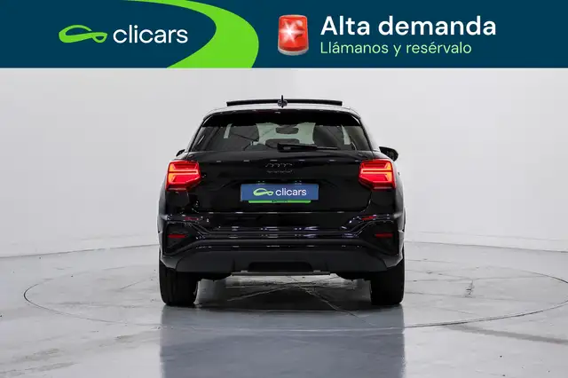 Audi Q2 view 4