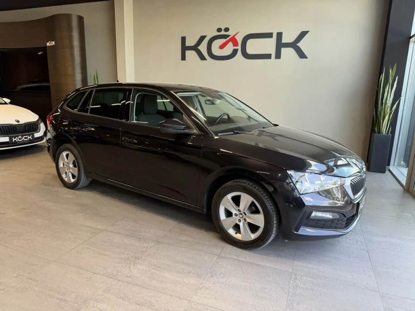 Skoda Scala Ambition 1.Besitz Schwarz - 1