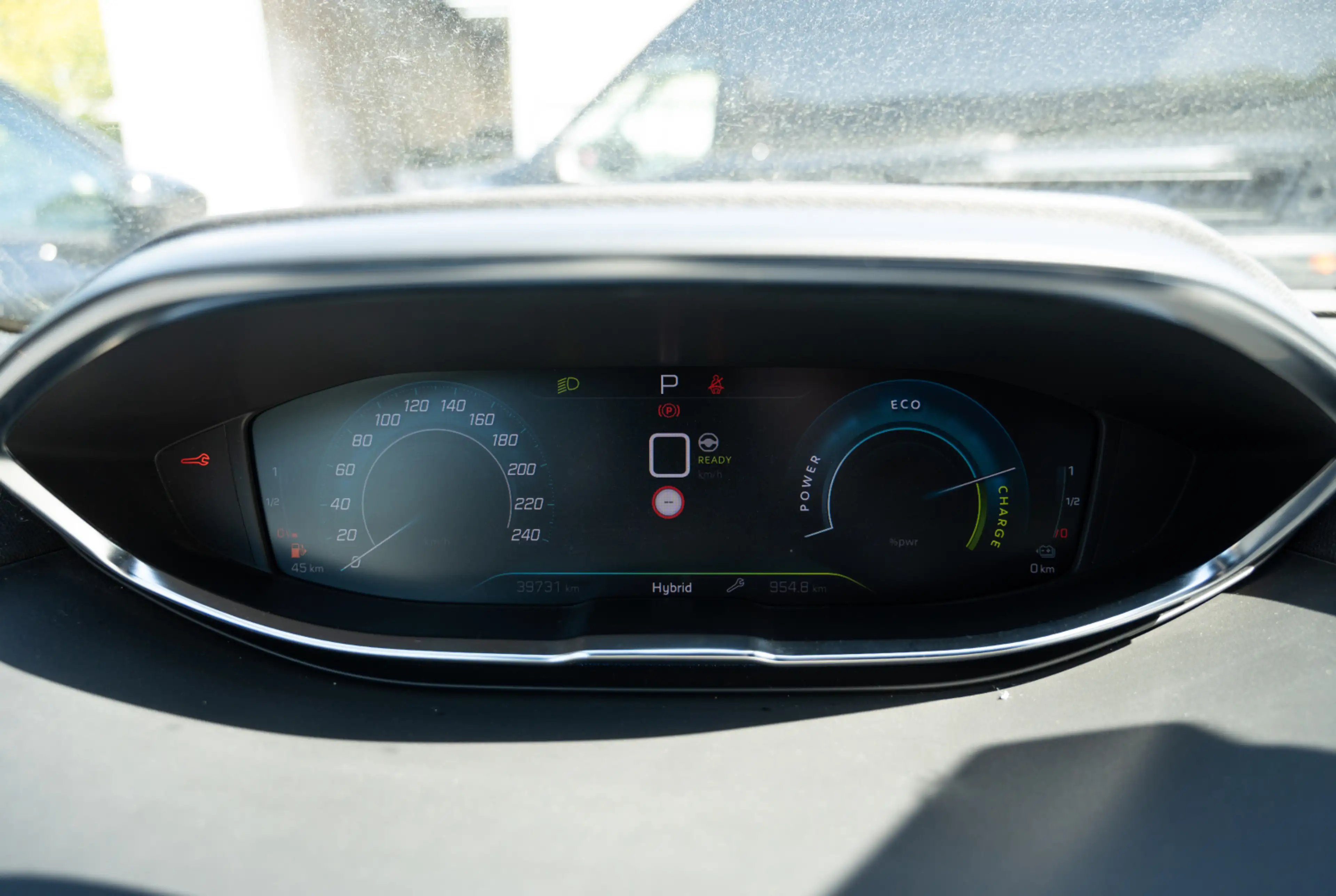 Peugeot 3008 GT Plug-In-Hybrid 225 *AHK*ACC*FOCAL*PANO* — photo 14