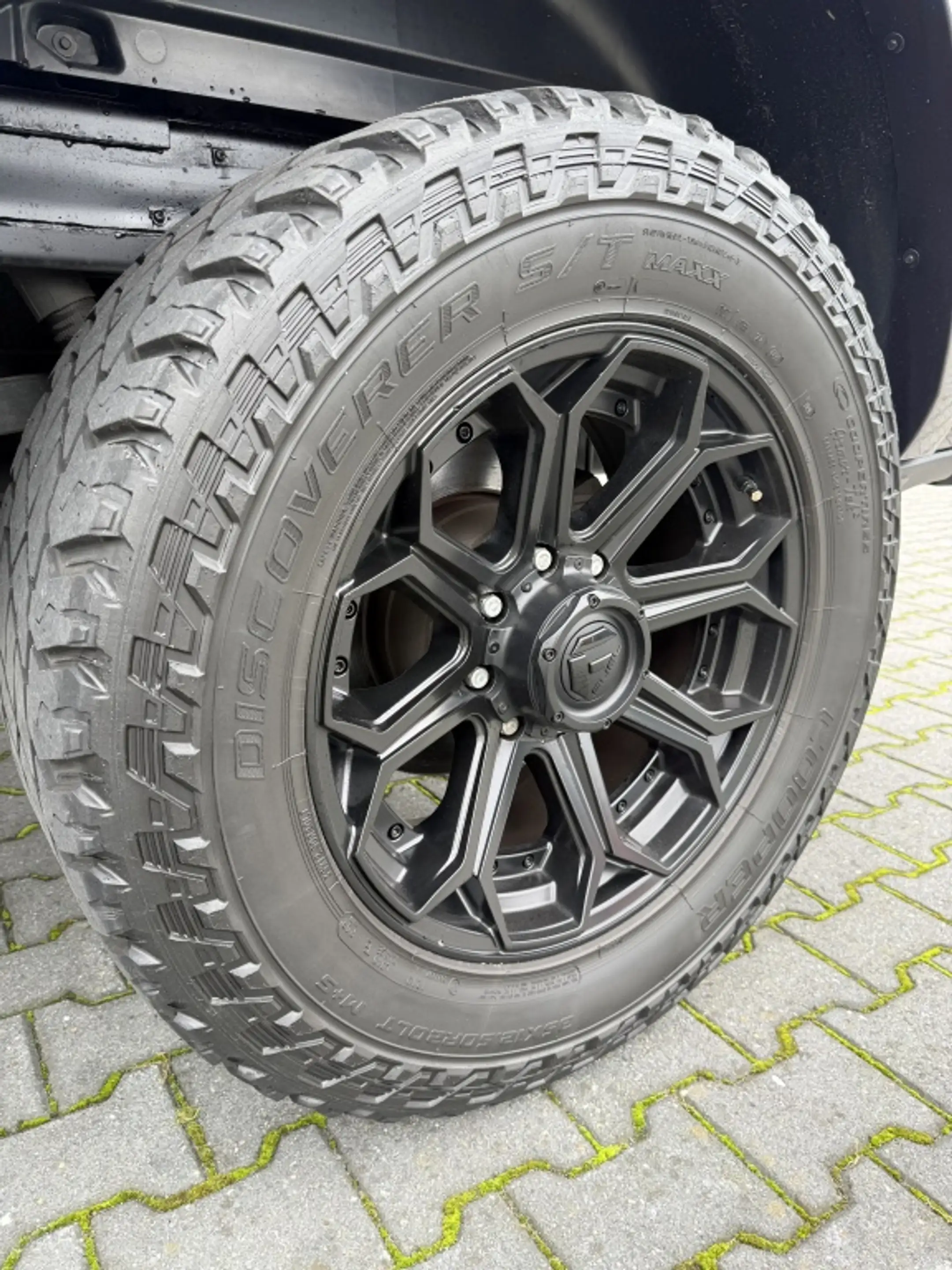 Dodge RAM 2500 LARAMIE 6.4HEMI V8 LPG LUCHTVERING NIGHT — photo 10