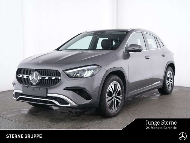 2025 Mercedes Benz GLA 220