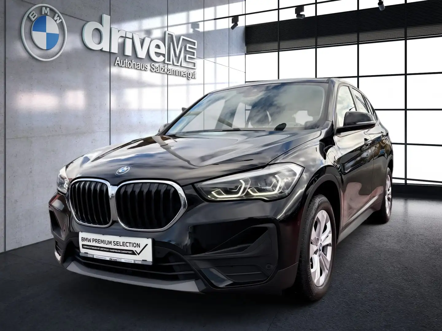 BMW X1 X1 xDrive25e Schwarz - 1