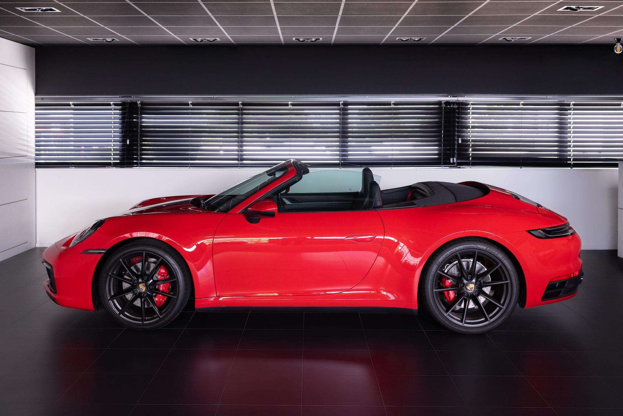 Porsche 992