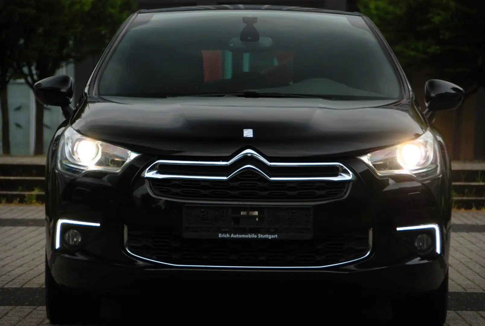 Citroen DS4 SportChic| 1.HAND|MASSAGE|XENON|NAVI|MEMORY Negro - 2