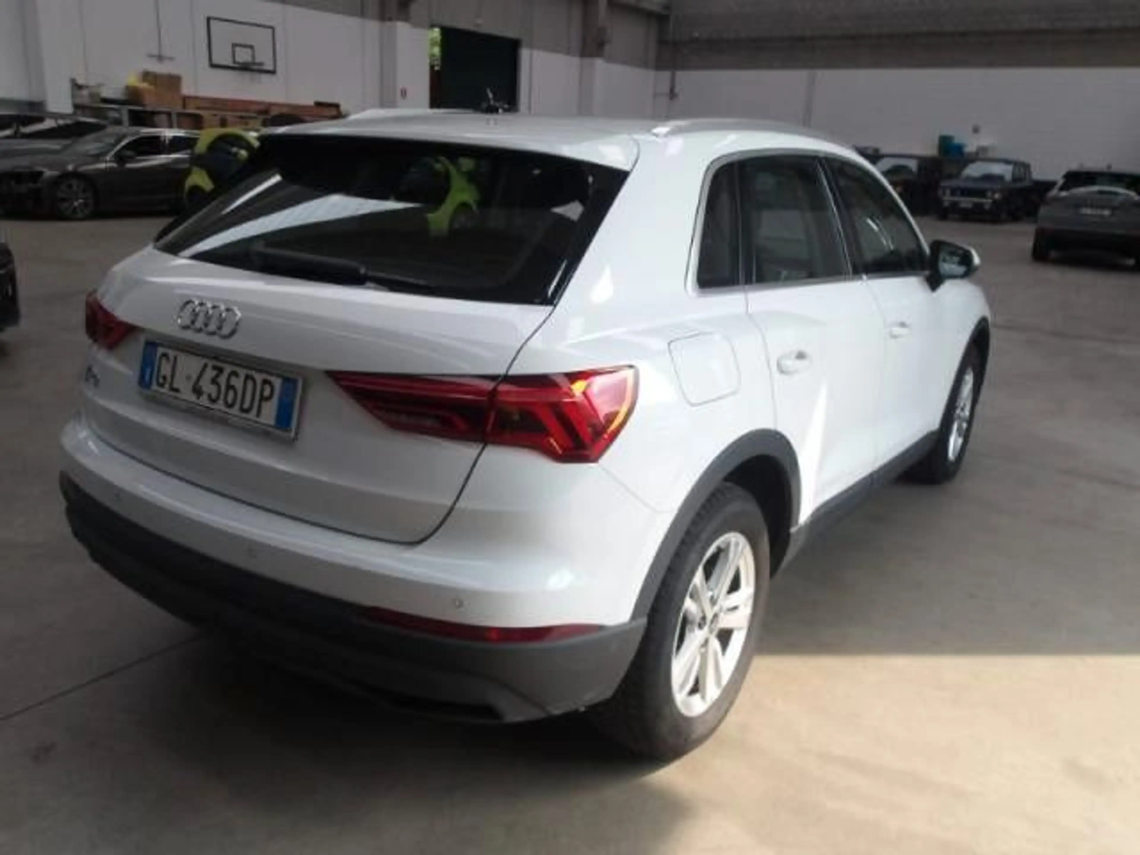 Audi Q3 35 TDI Aut. Navi LED Virtual ACC Alu — photo 3