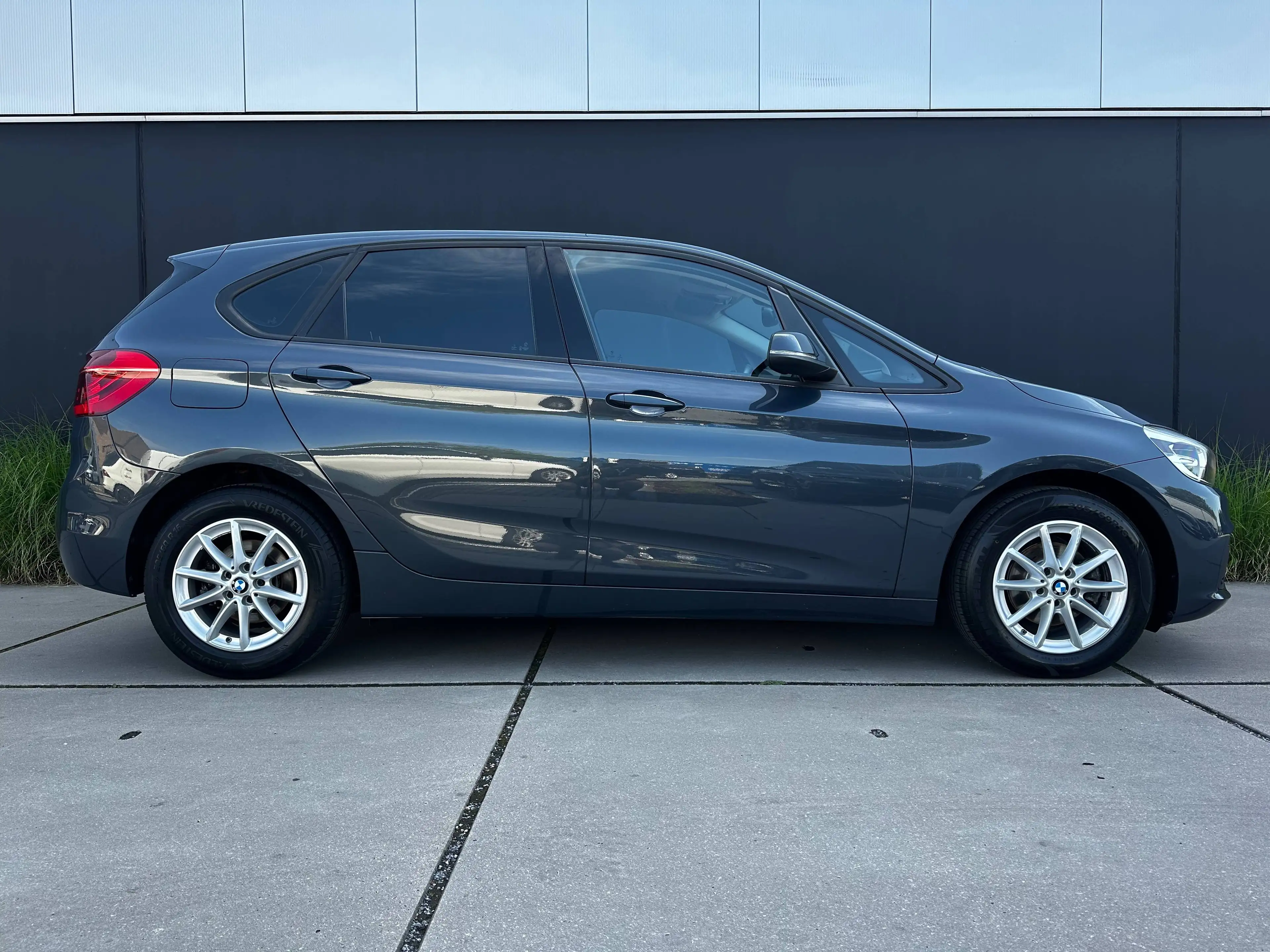 BMW 214 d Active Tourer *NAVI*PDC*BLUETOOTH*STOELVERWARMING* — photo 2