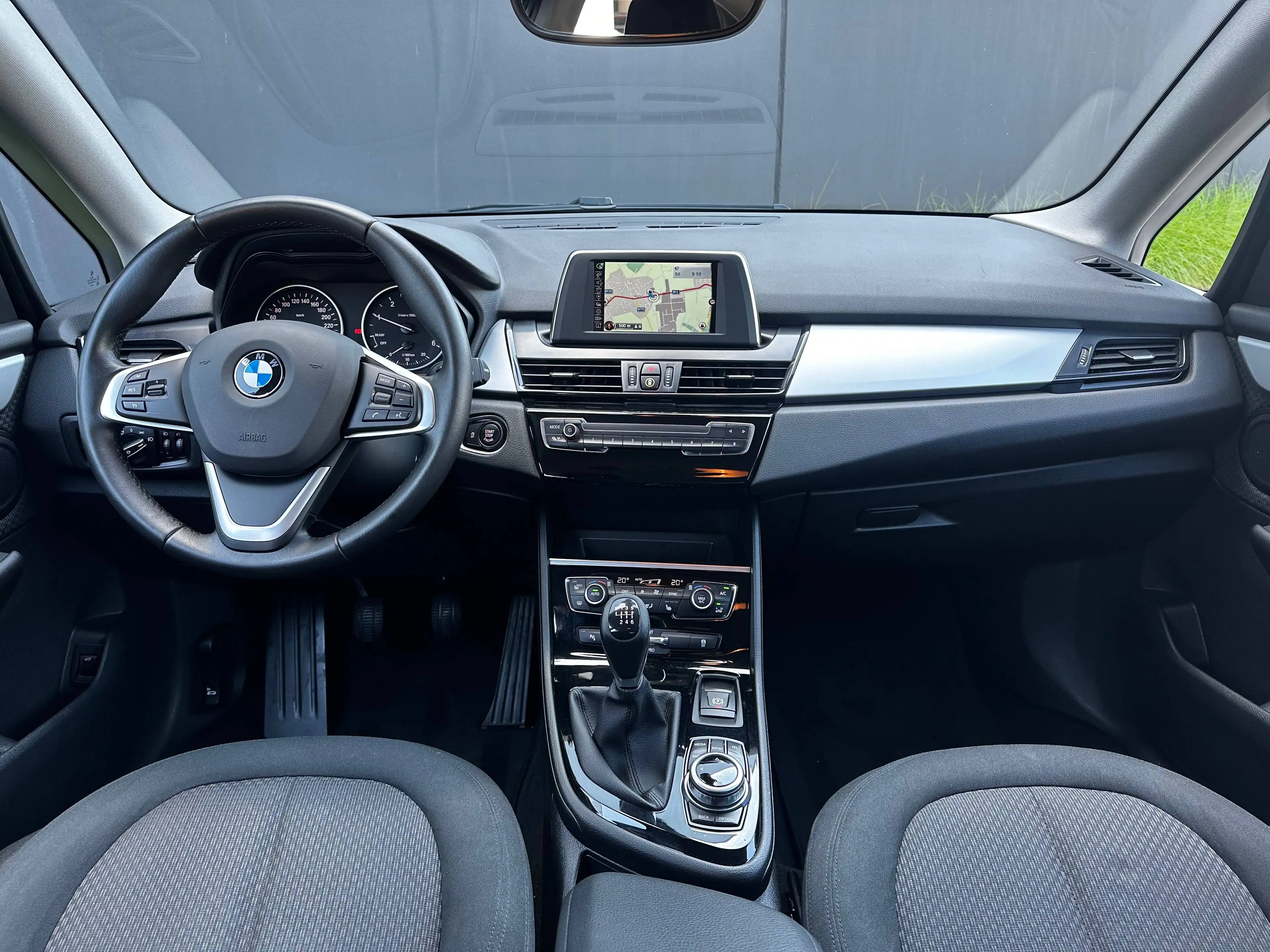 BMW 214 d Active Tourer *NAVI*PDC*BLUETOOTH*STOELVERWARMING* — photo 12