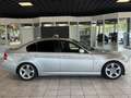 BMW 330 i Lim. Edition Exklusive Autom·Navi·Schiebed. Silber - thumbnail 2