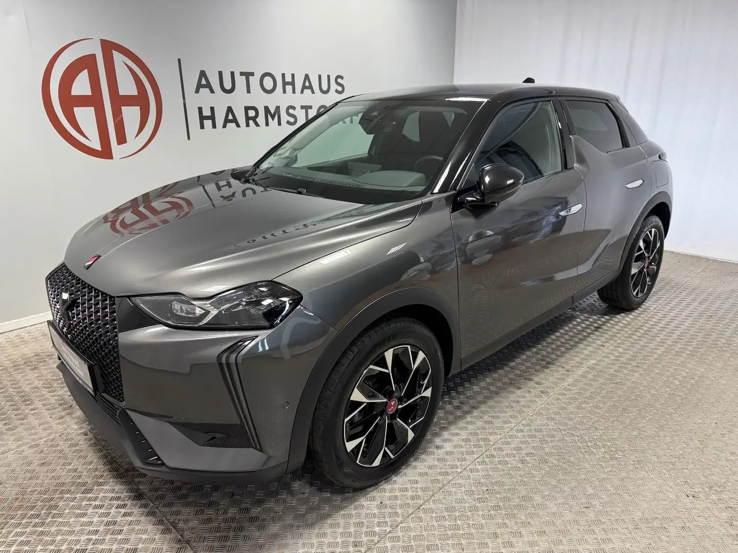 DS Automobiles DS 3 Crossback NAVI+LED+360 GRAD+SH Grau - 2