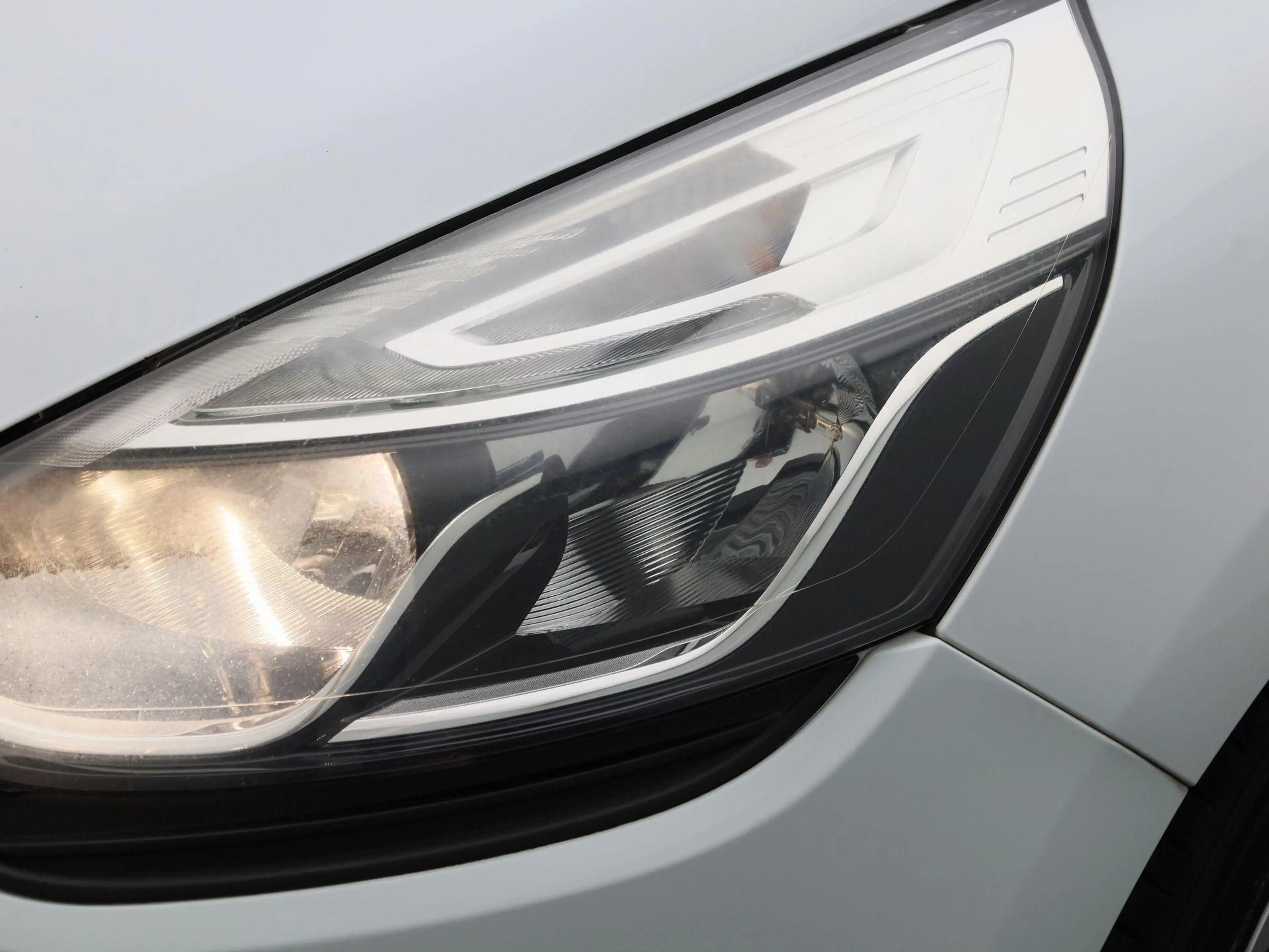 Renault Clio Estate 0.9 TCe Zen — photo 13