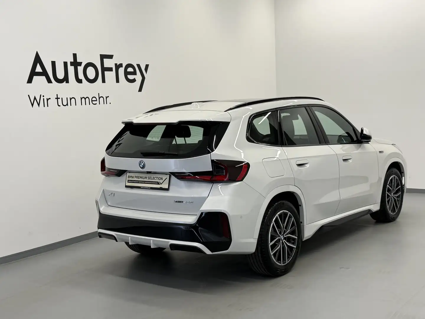 BMW X1 xDrive25e Weiß - 2