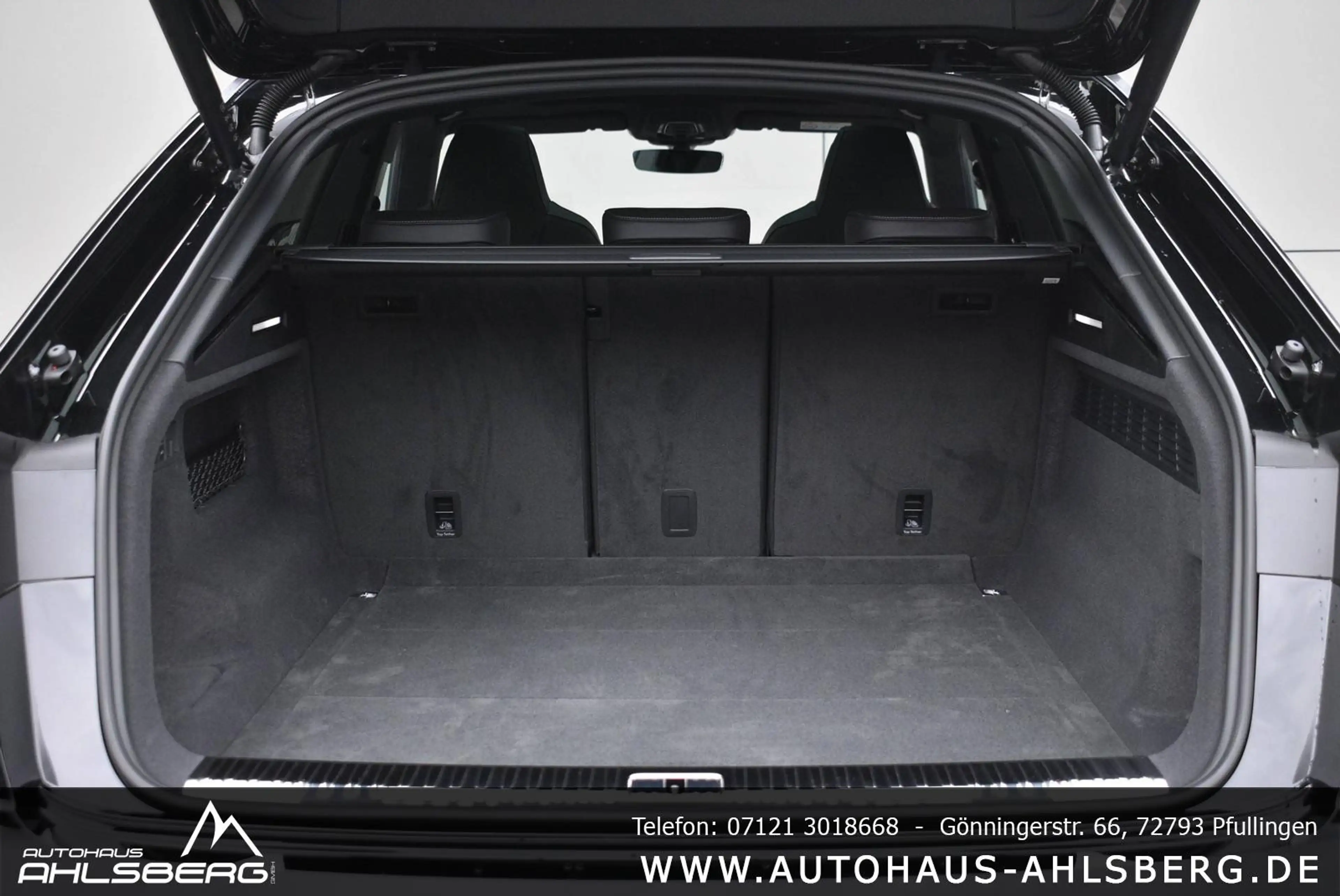 Audi RS Q8 RSQ8 PERF./EXCLUSIVE/SAGA/MASSA/KERAM./ 23ZOLL/AHK — photo 37