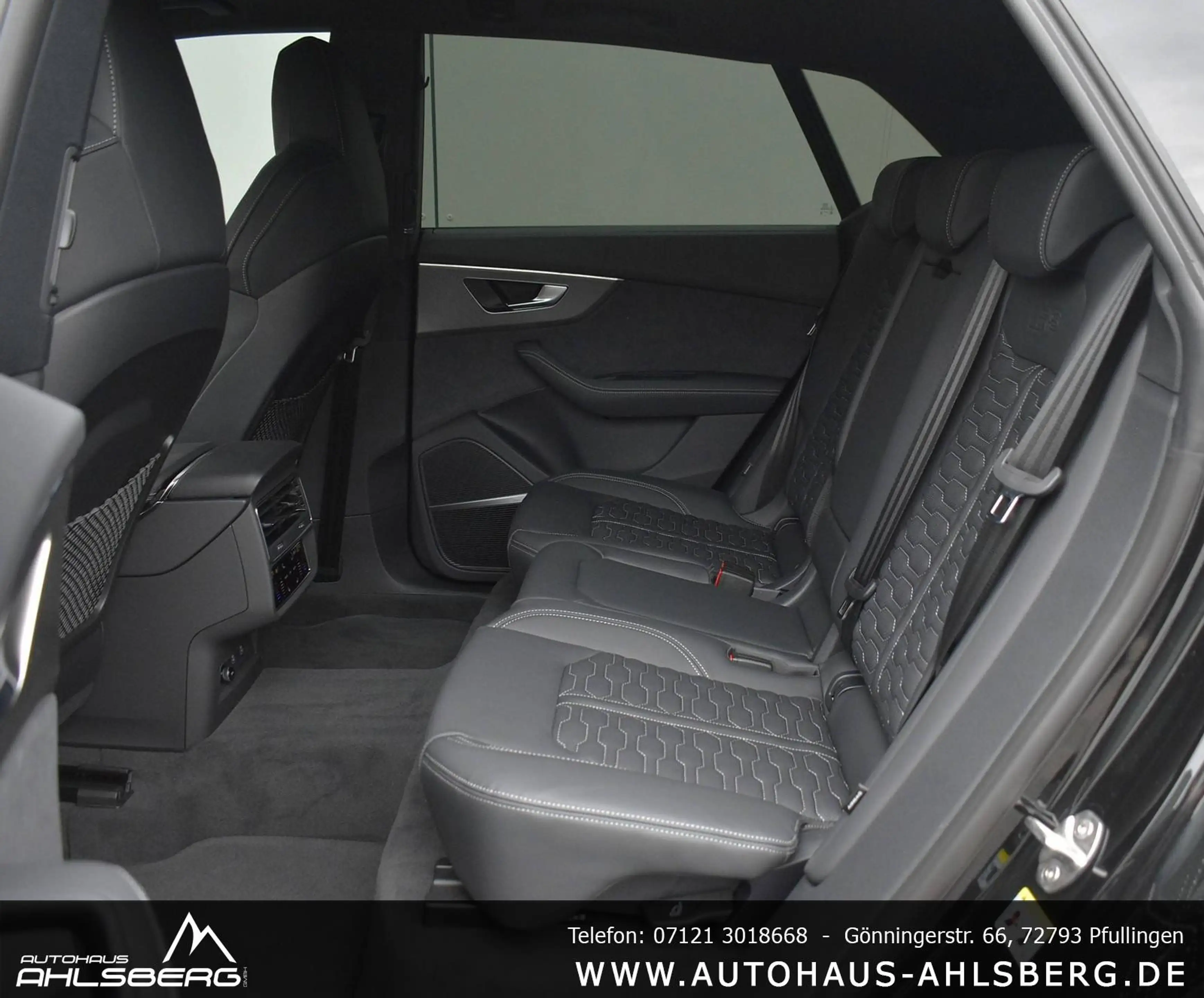 Audi RS Q8 RSQ8 PERF./EXCLUSIVE/SAGA/MASSA/KERAM./ 23ZOLL/AHK — photo 20