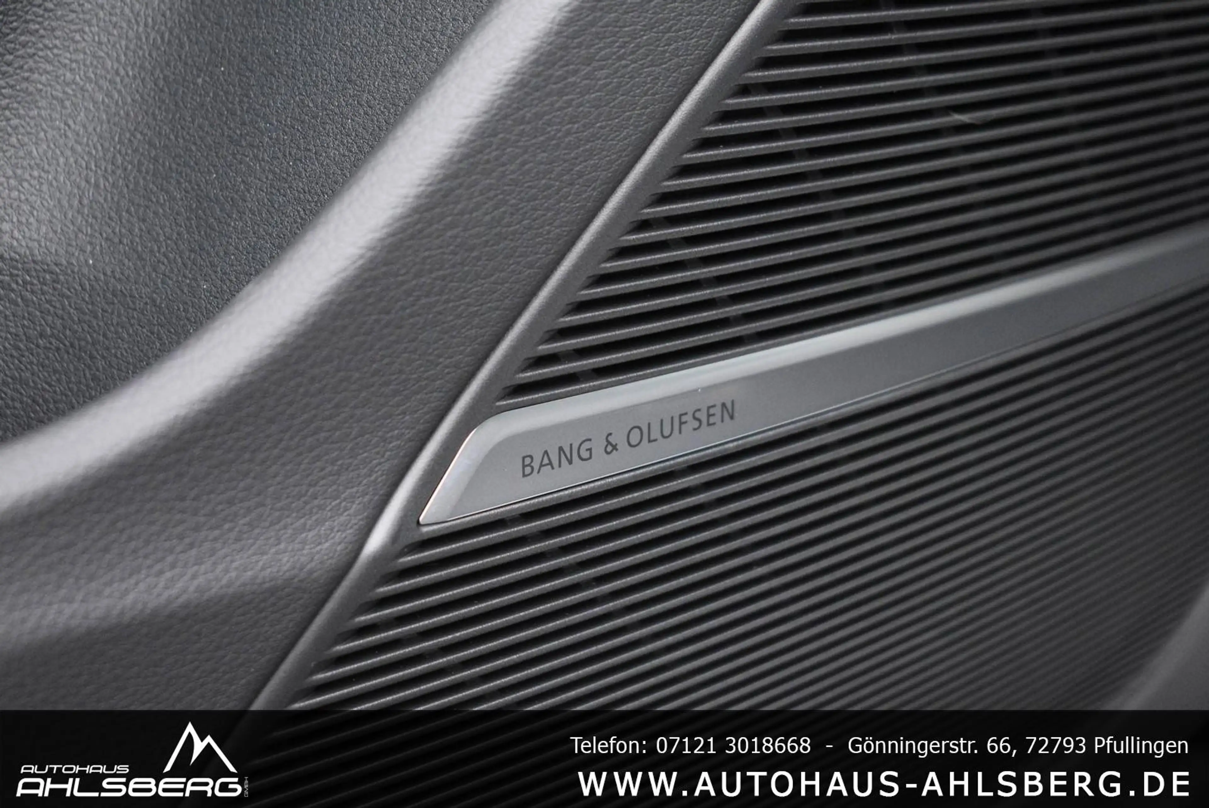 Audi RS Q8 RSQ8 PERF./EXCLUSIVE/SAGA/MASSA/KERAM./ 23ZOLL/AHK — photo 26