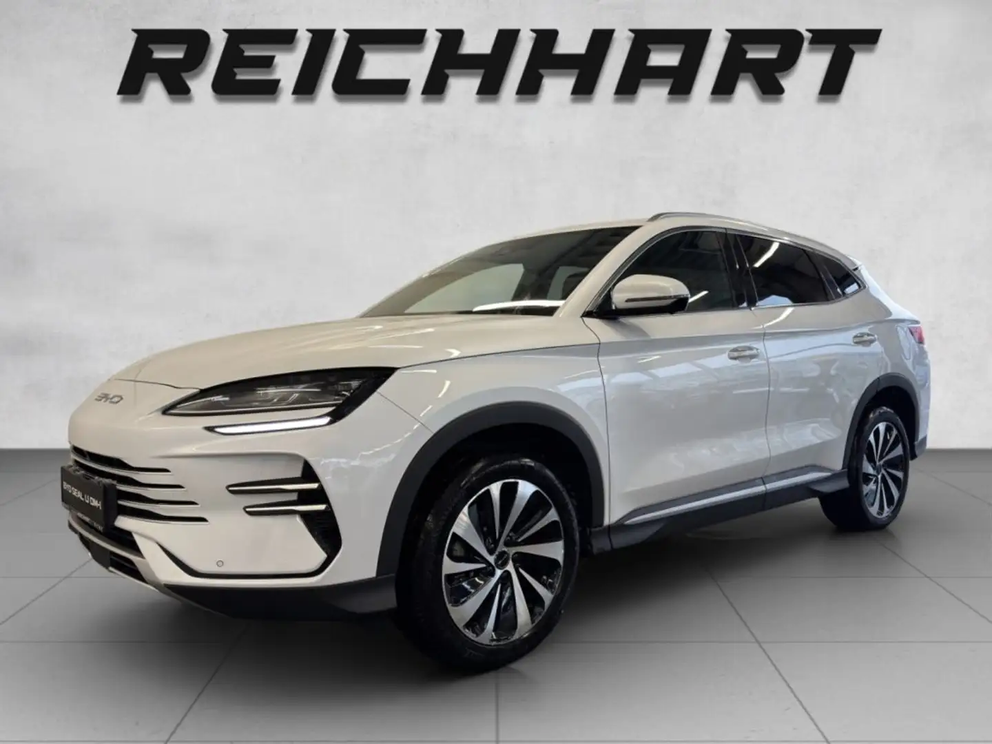 BYD Seal U DM-i Design AWD Weiß - 1