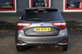 Toyota Yaris 1.5 Hybrid Premium Grijs - thumbnail 6