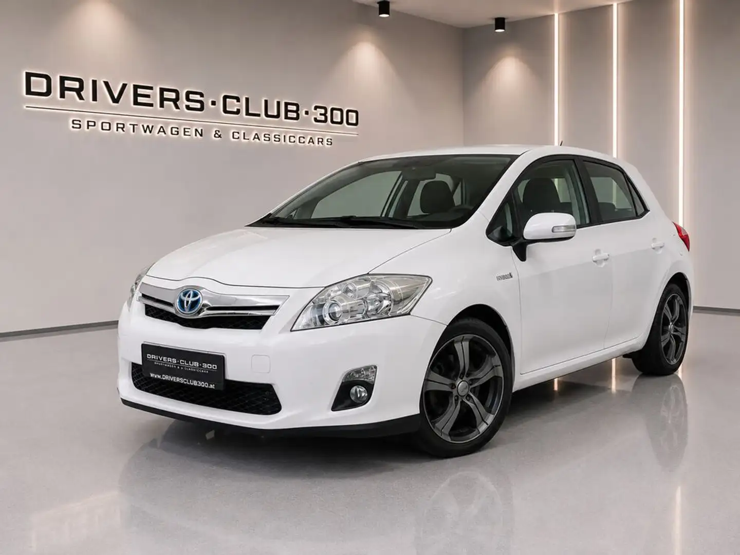 Toyota Auris 1,8 VVT-i Hybrid TOP ZUSTAND Silber - 1