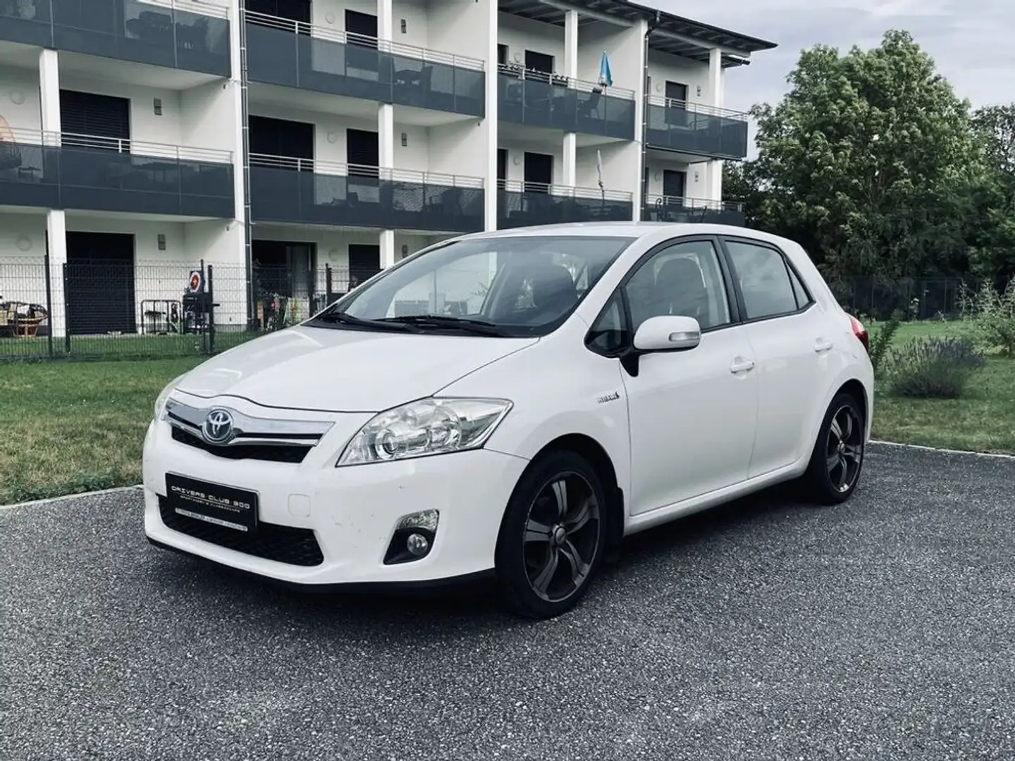 Toyota Auris 1,8 VVT-i Hybrid TOP ZUSTAND Silber - 2