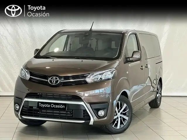Toyota Proace Family Advance L1 2.0D 2PL 1 PT