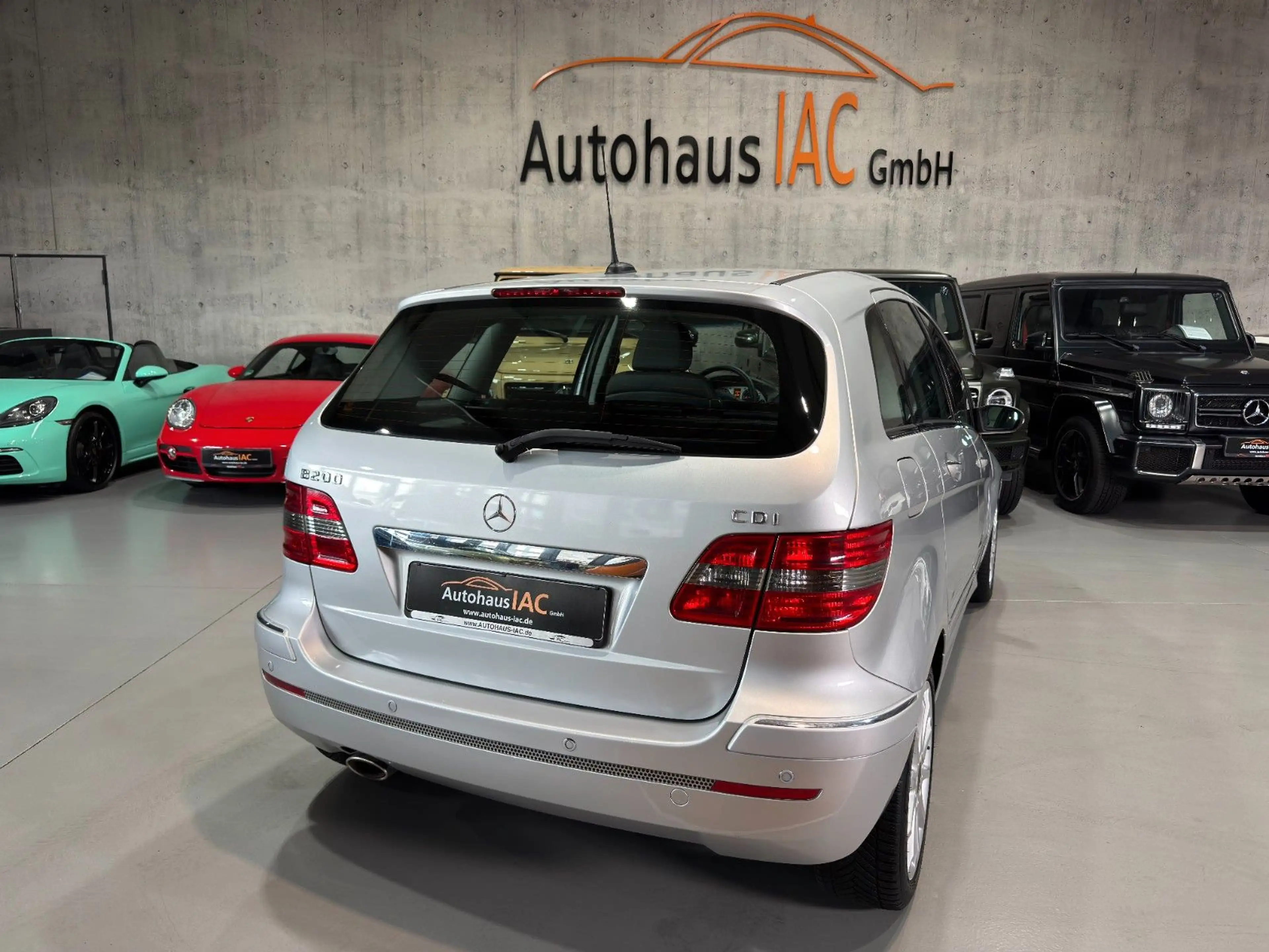 Mercedes-Benz B 200 /CDI/TOUCH/RADIO/NAVI/TEILLEDER/TEMPOMAT — photo 2