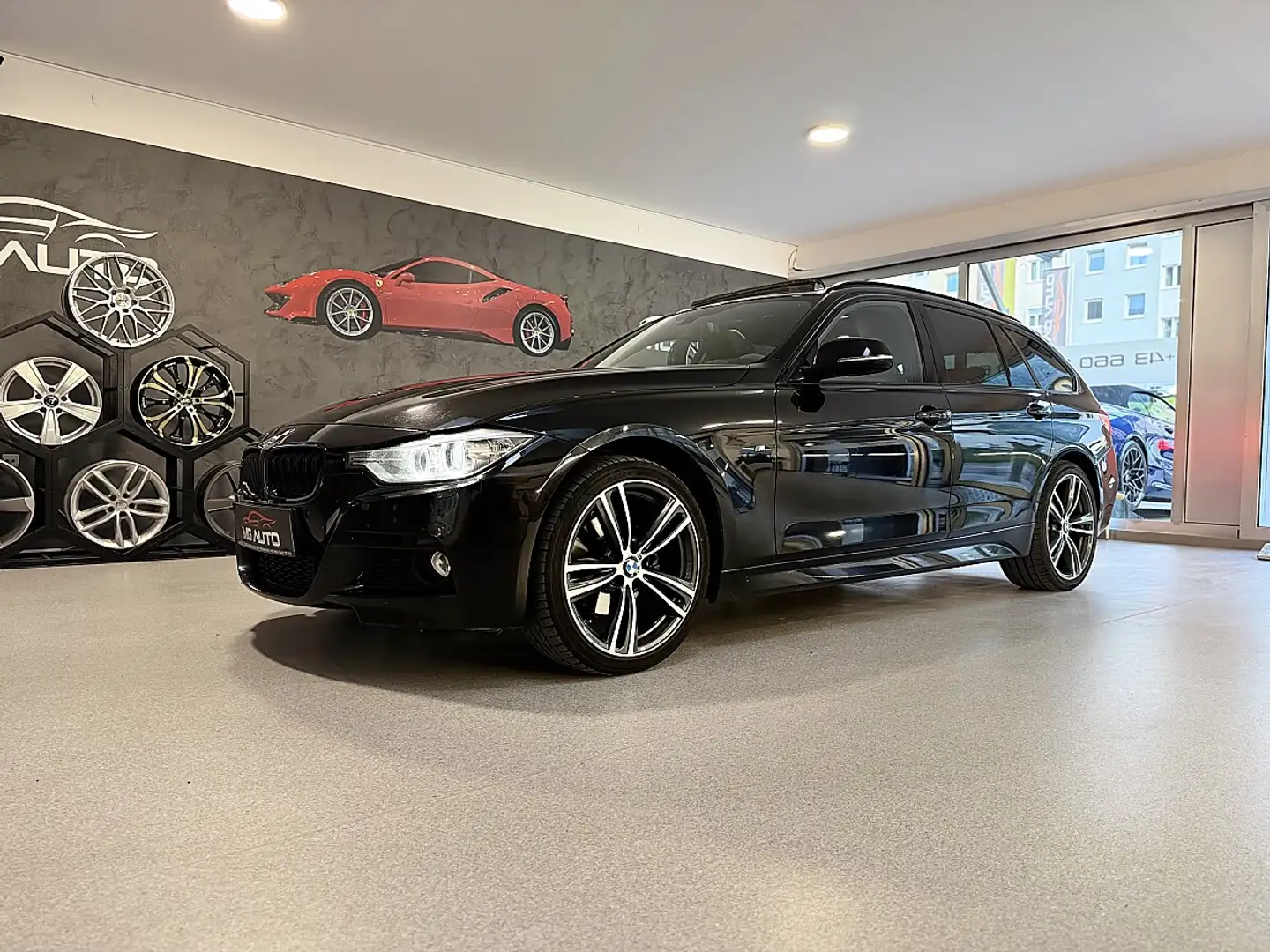 BMW 320 d xDrive Kombi M-PAKET*PANORAMADACH* Schwarz - 1