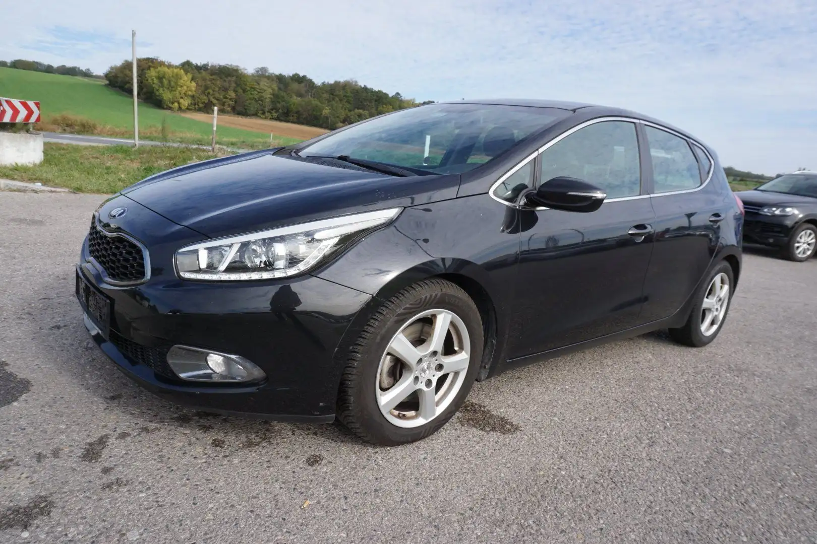 Kia Ceed / cee'd cee´d Sondermodell Brazuca 1,4 CRDI ISG Schwarz - 2