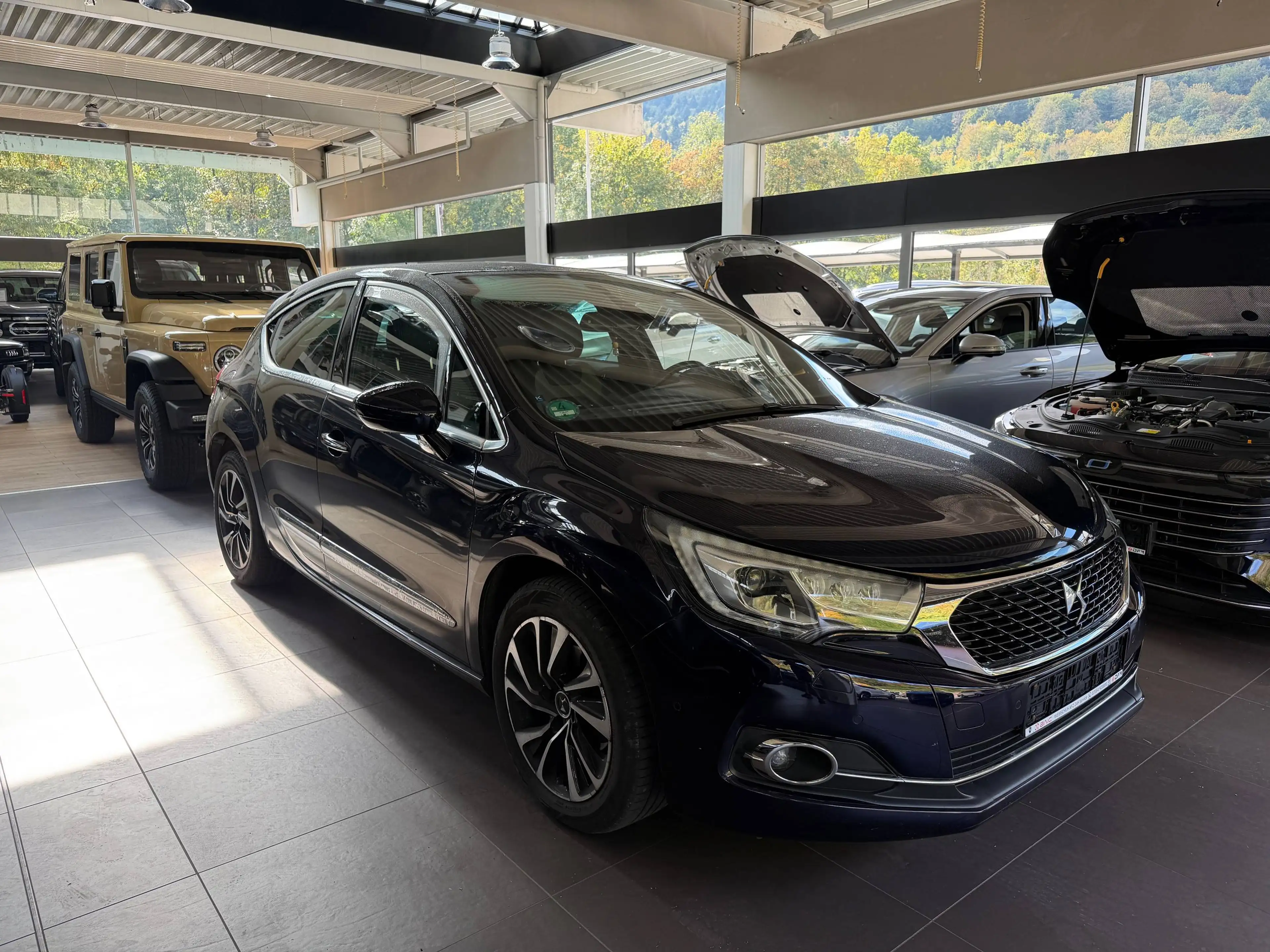 DS Automobiles DS 4 Basis