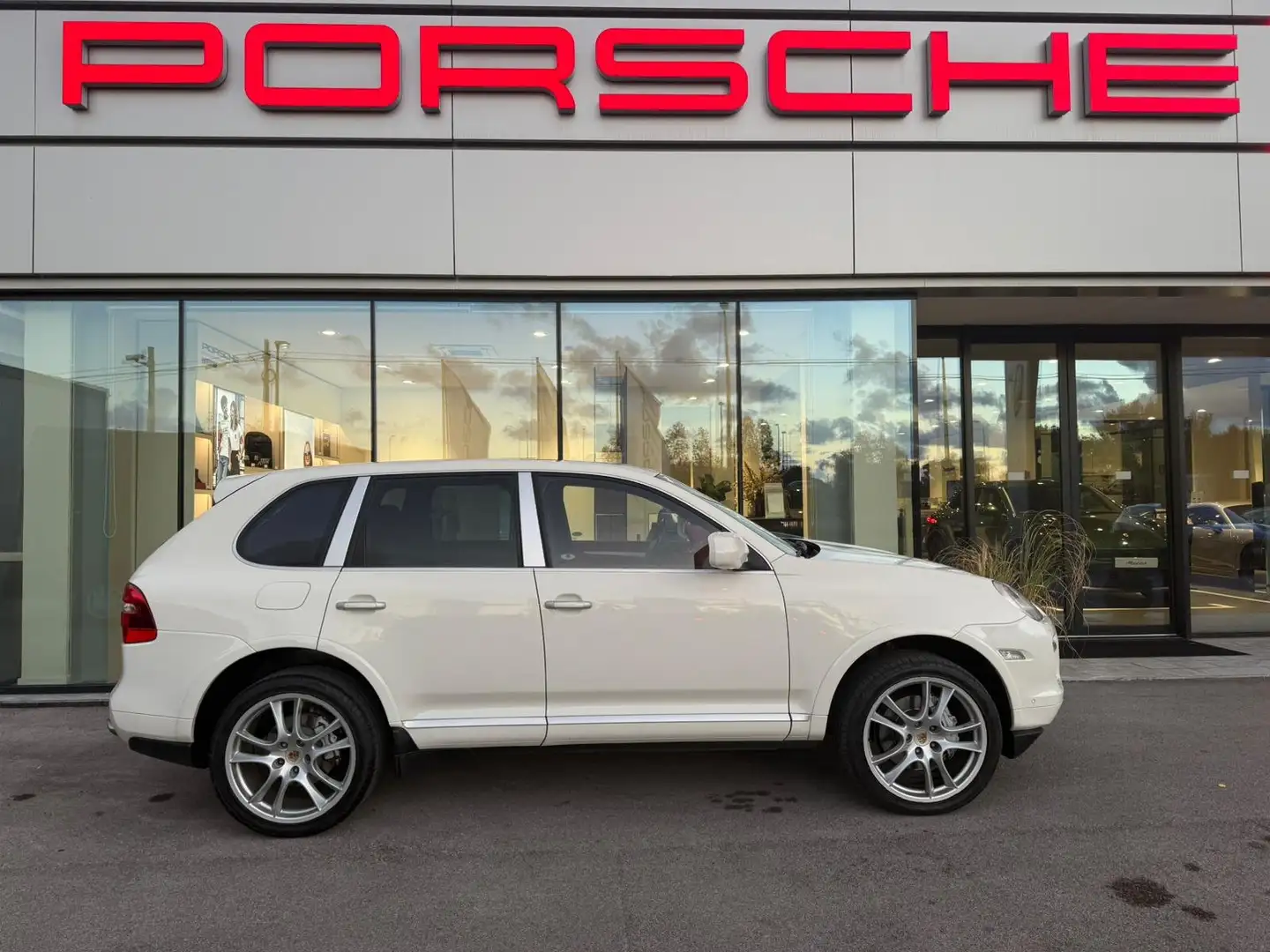 Porsche Cayenne Cayenne I 2002 4.8 S FL Blanc - 1