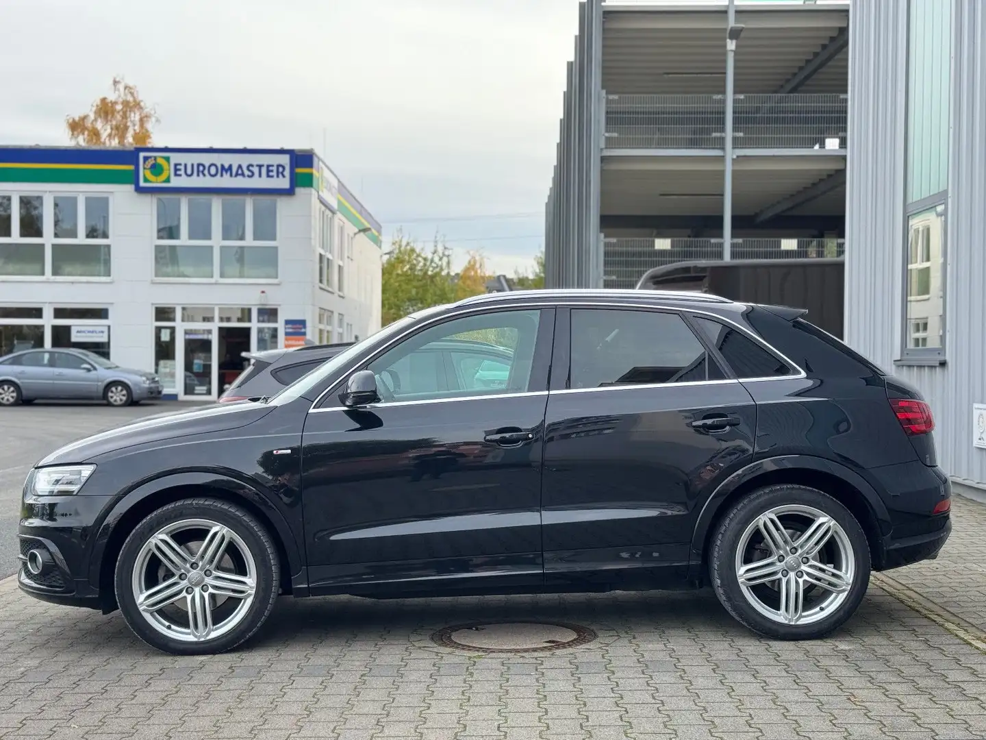 Audi Q3 2.0 TDI quattro S-Line S-Tronic Pano Negro - 1