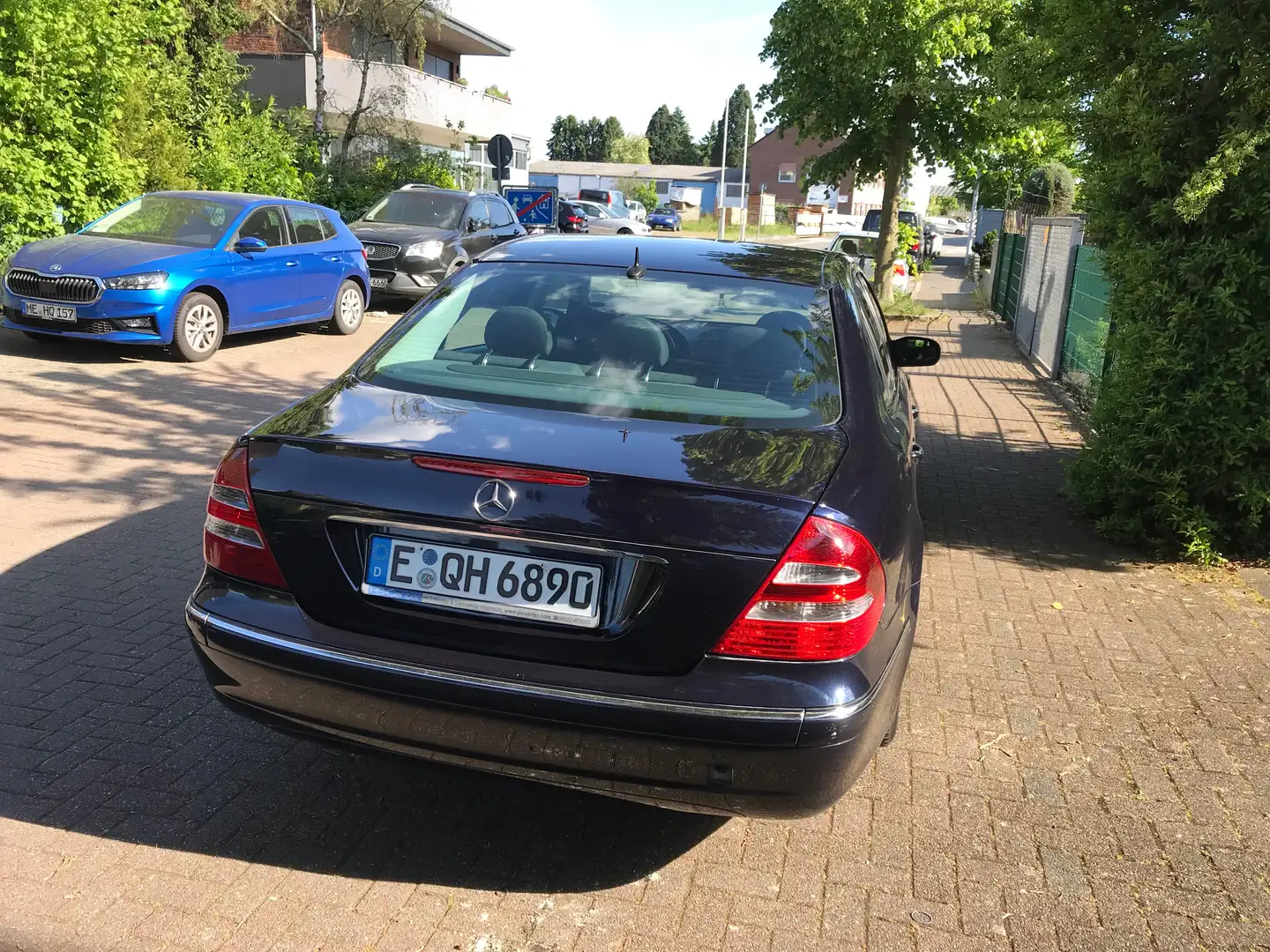 Mercedes-Benz E 320 Elegance Modrá - 2