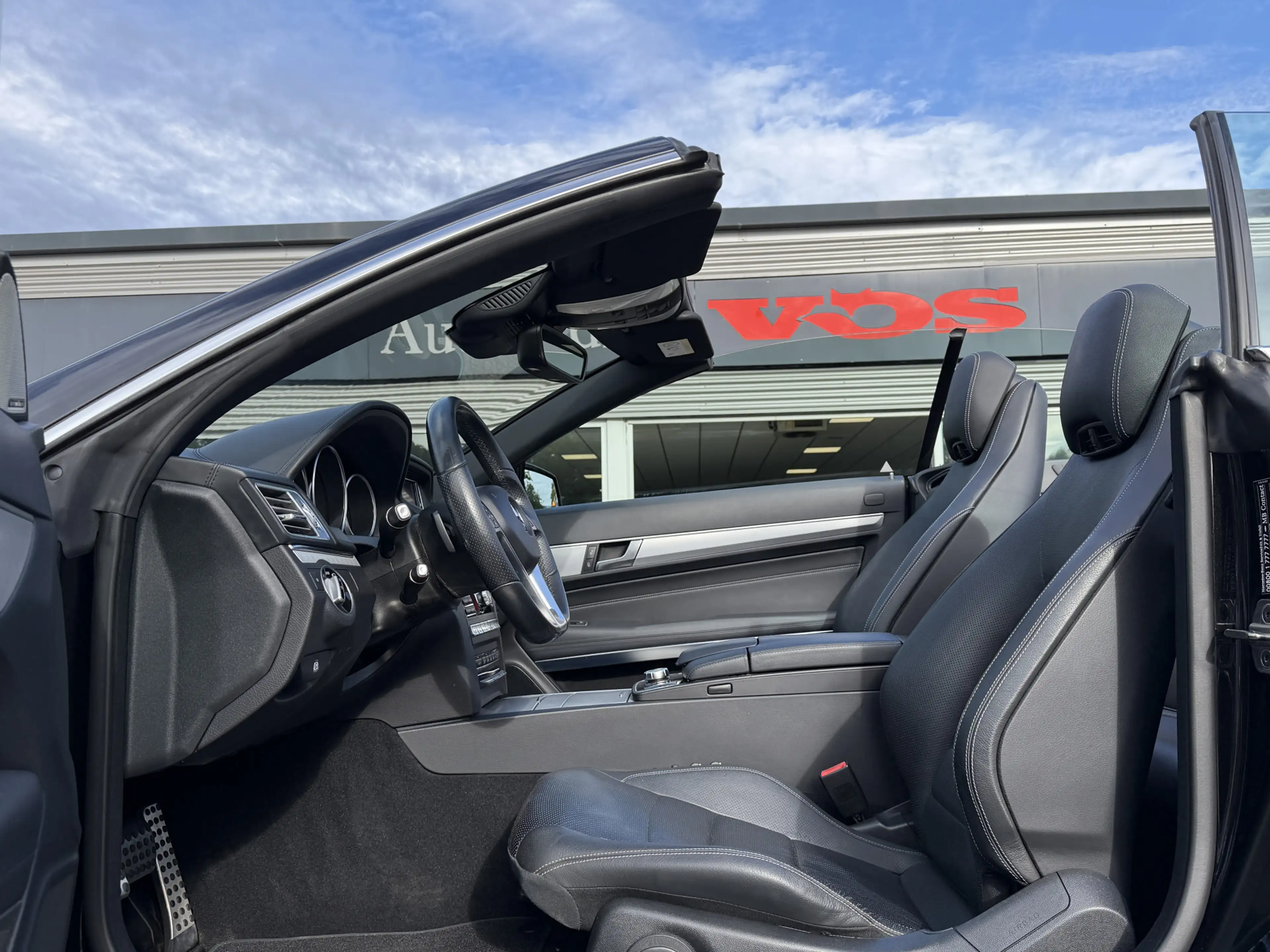 Mercedes-Benz E 350 Cabrio AMG-line V6 | H&K | 360 Camera | Stoelventi — photo 4