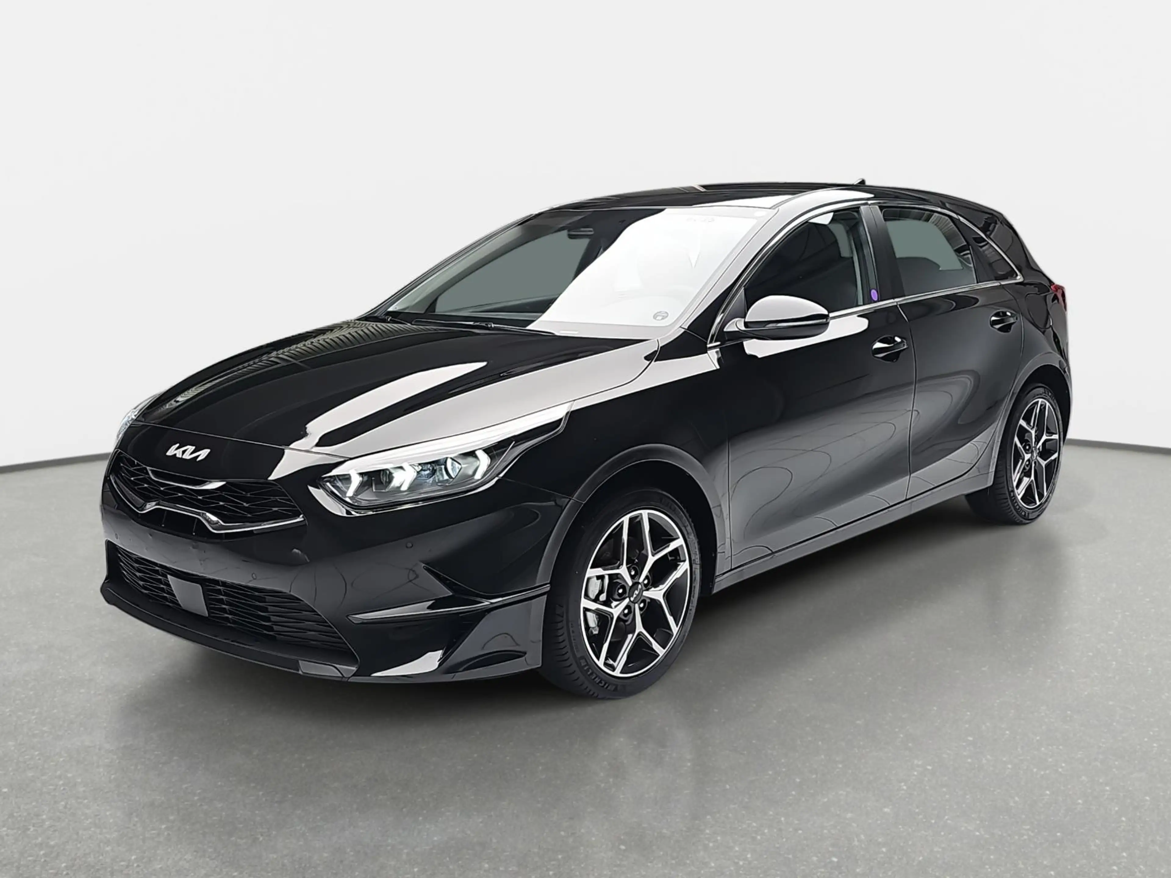 Kia Ceed / cee'd CEED 1.5 T-GDI DCT7 SPIRIT TECHNOLOGIE LEDER — photo 2