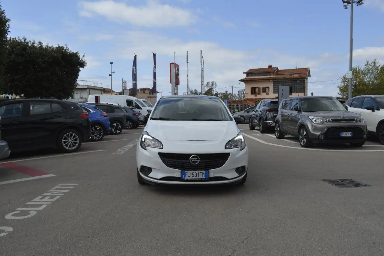 Opel Corsa 1.4 90CV GPL Tech 5 porte b-Color Bianco - 2
