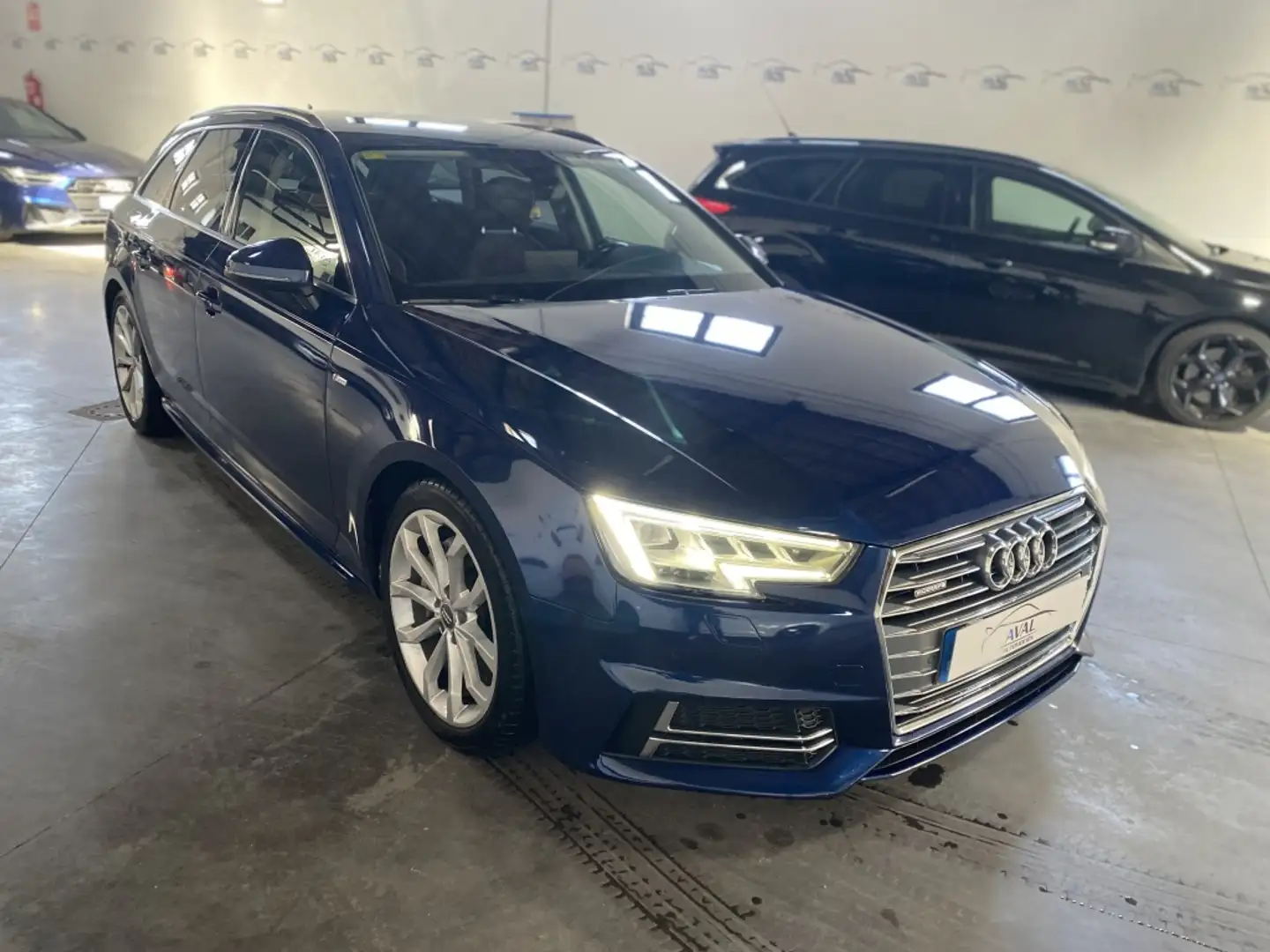 Audi A4 3.0TDI Design ed. quattro S tronic 160kW Azul - 2